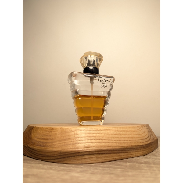 Парфюмерная вода Lancome Tresor EDP 50 мл винтаж 1992 года спрей