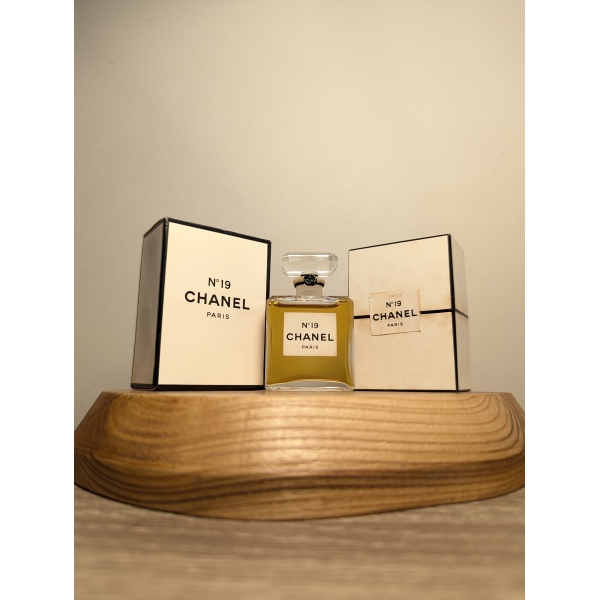 Духи Chanel № 19 extrait 14 мл винтаж 1977 года сплэш пломба