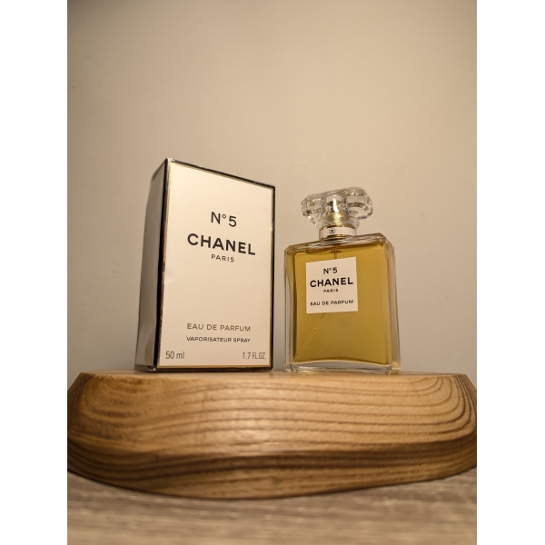 Парфюмерная вода Chanel № 5 Eau de Parfum EDP 50 мл 2024 года спрей
