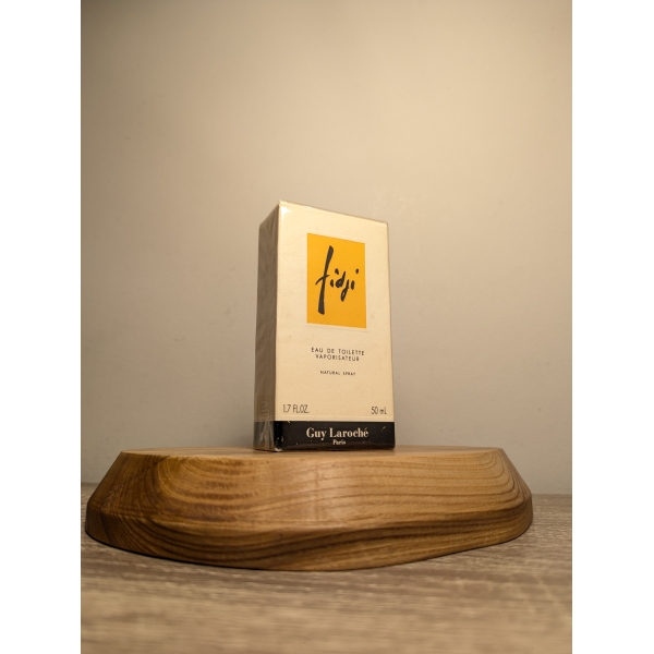 Туалетная вода Guy Laroche Fidji EDT 50 мл винтаж 1993 года спрей в слюде