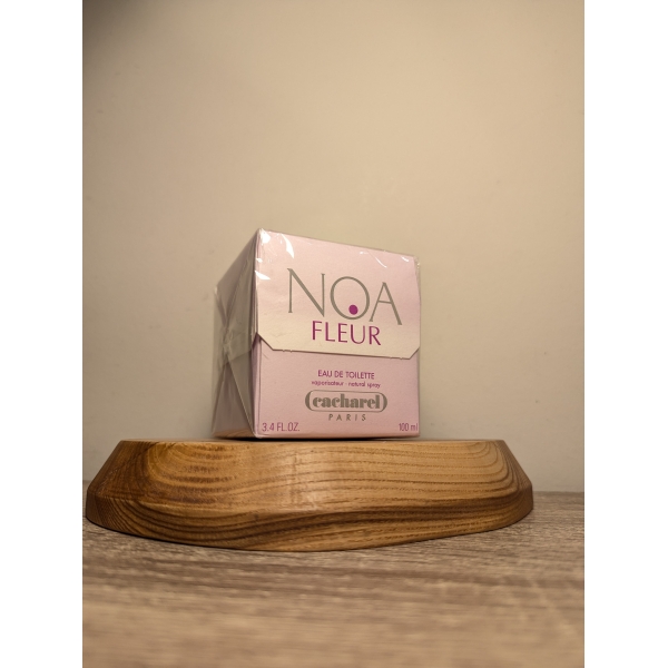Туалетная вода Cacharel Noa Fleur EDT 100 мл винтаж 2003 года спрей в слюде