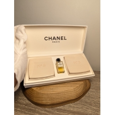 Набор Chanel № 5 EDT 4 мл + 2 мыла по 75 г винтаж 1990-х годов