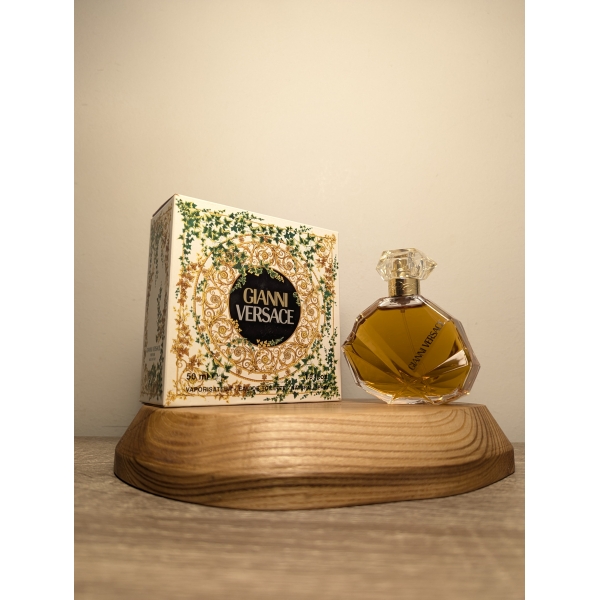 Туалетная вода Versace Gianni Versace EDT 50 мл винтаж 1997 года спрей